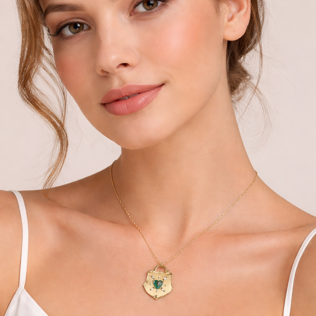 SHIELD HEART EMERALD
